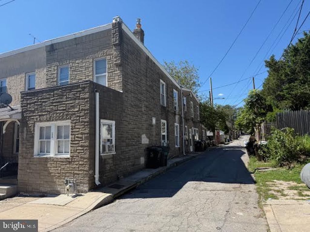 813 ARCH ST, Norristown, PA 19401