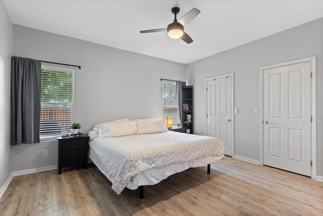 496 Crestfield Cir, Roseville, CA 95678
