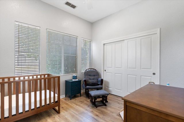 496 Crestfield Cir, Roseville, CA 95678