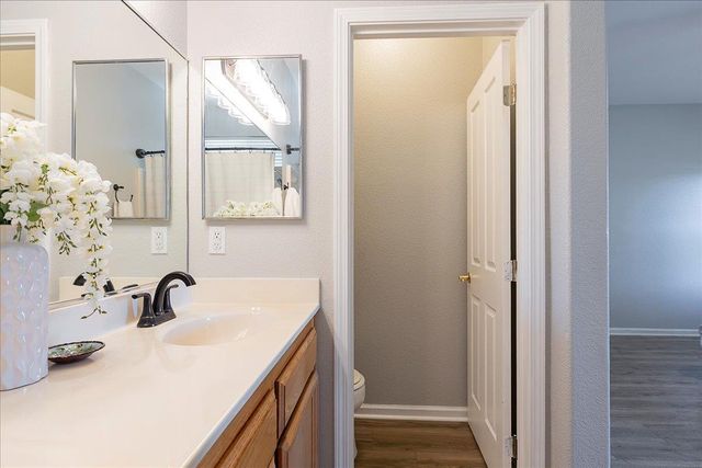 496 Crestfield Cir, Roseville, CA 95678