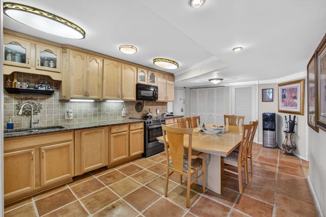 5420 N Ocean Drive 1201, Singer Island, FL 33404