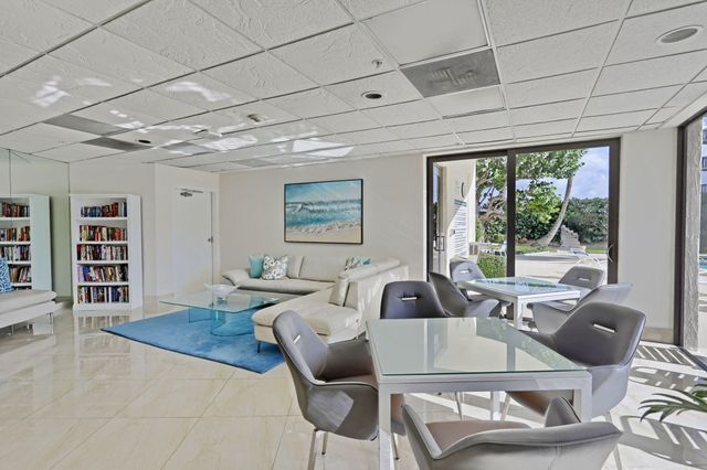 5420 N Ocean Drive 1201, Singer Island, FL 33404