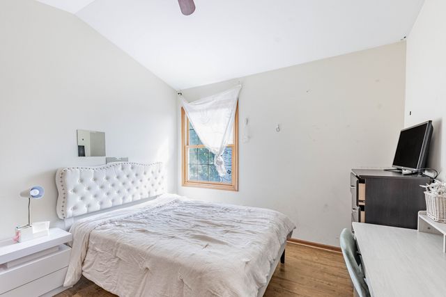 8810 W 83rd Place, Justice, IL 60458