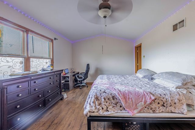 8810 W 83rd Place, Justice, IL 60458