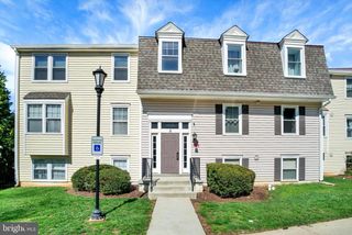11 PICKERING CT #11-201, Germantown, MD 20874