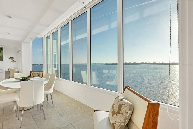 350 GOLDEN GATE POINT 62, Sarasota, FL 34236