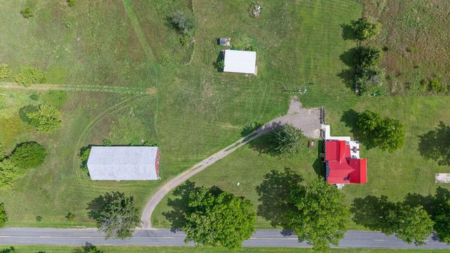 22679 52nd Street, Grand Junction, MI 49056