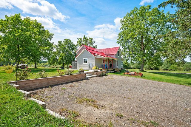 22679 52nd Street, Grand Junction, MI 49056