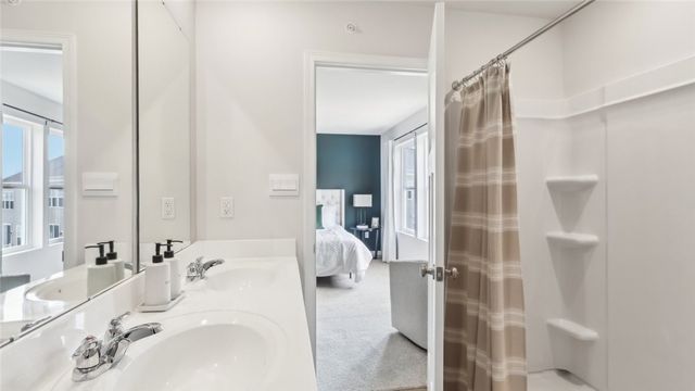 173 Laurel Hills Dr, Buffalo Twp, PA 16055