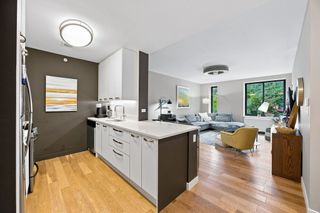 8 Vanderbilt Avenue # 3A, New York City, NY 11205