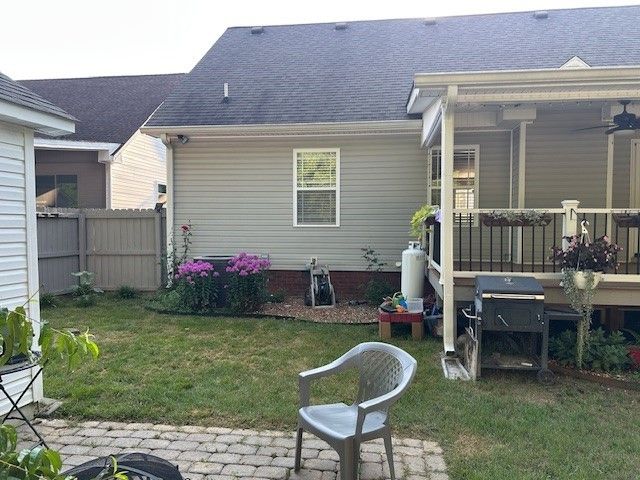 553 Parkvue Village Way, Clarksville, TN 37043