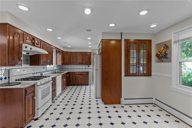 214 Rankin Avenue, Providence, RI 02908