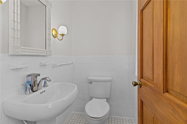 214 Rankin Avenue, Providence, RI 02908