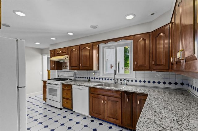 214 Rankin Avenue, Providence, RI 02908
