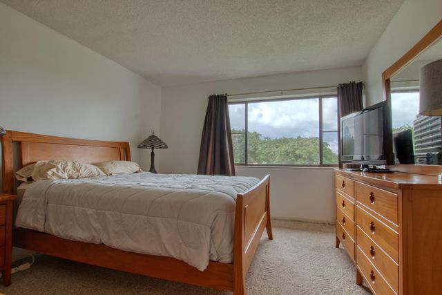 4489 LUXEMBURG Court 304, Lake Worth, FL 33467