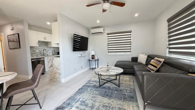 1004 NE 18th Street Front, Fort Lauderdale, FL 33305