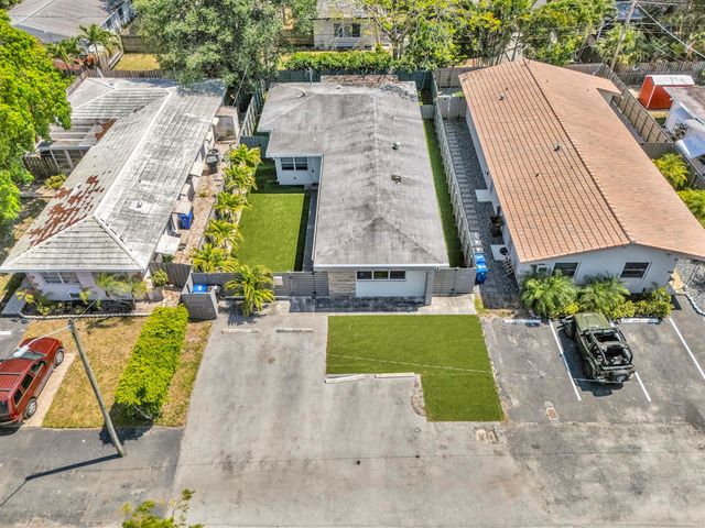 1004 NE 18th Street Front, Fort Lauderdale, FL 33305