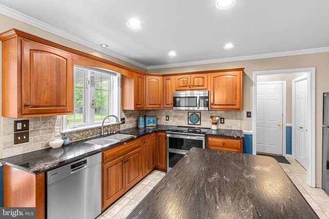 1358 SYLVAN, Lancaster, PA 17601