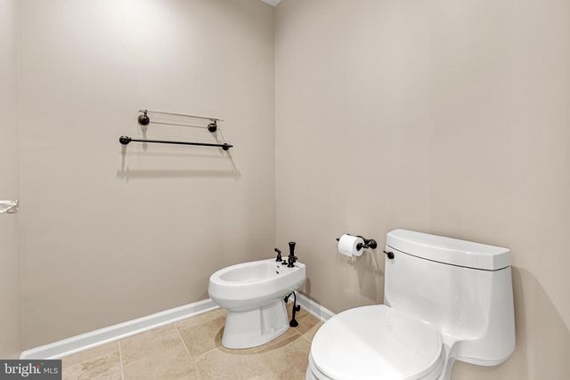 1358 SYLVAN, Lancaster, PA 17601