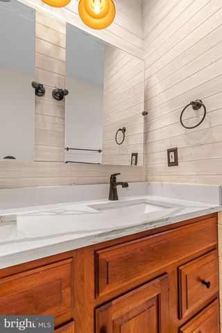 1358 SYLVAN, Lancaster, PA 17601