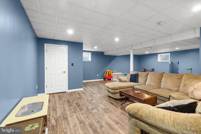 1358 SYLVAN, Lancaster, PA 17601