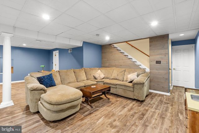 1358 SYLVAN, Lancaster, PA 17601