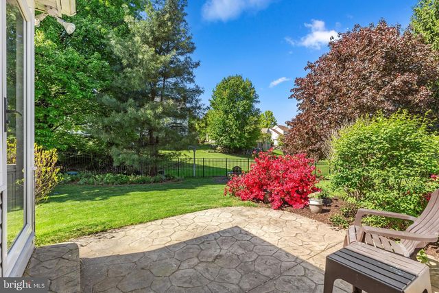 1358 SYLVAN, Lancaster, PA 17601