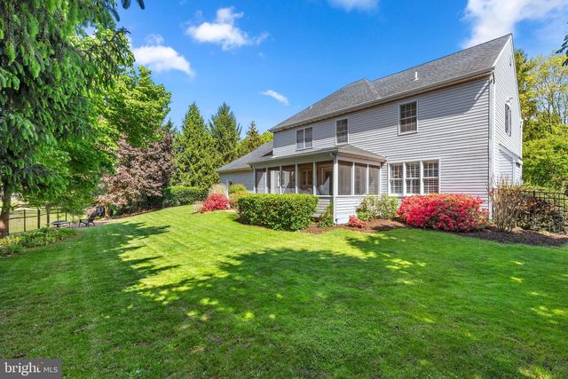 1358 SYLVAN, Lancaster, PA 17601