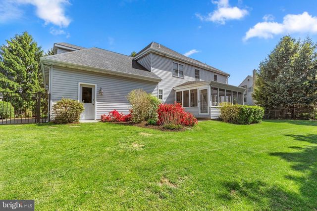 1358 SYLVAN, Lancaster, PA 17601