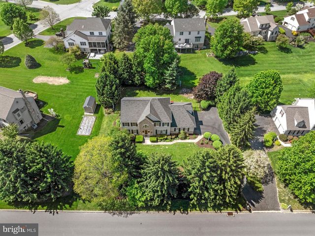 1358 SYLVAN, Lancaster, PA 17601