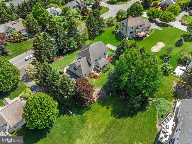 1358 SYLVAN, Lancaster, PA 17601