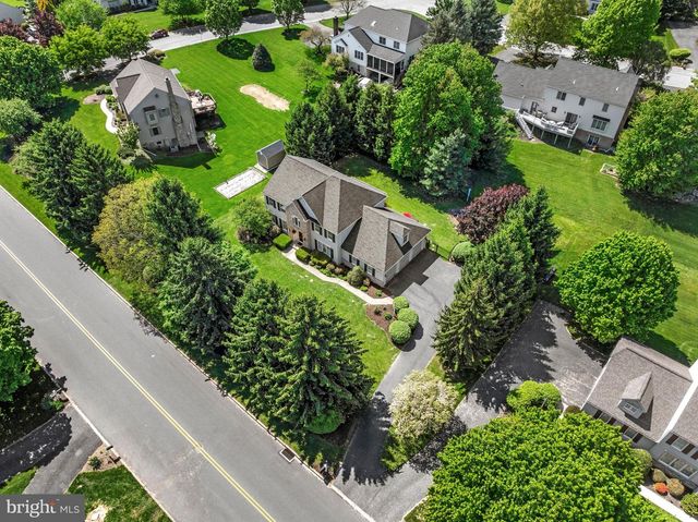 1358 SYLVAN, Lancaster, PA 17601