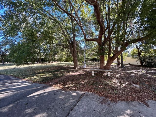 1105 HERNDON STREET, Leesburg, FL 34748