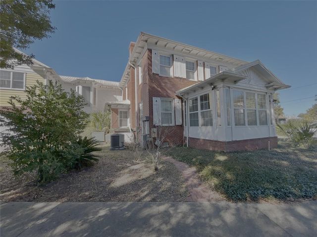 1105 HERNDON STREET, Leesburg, FL 34748