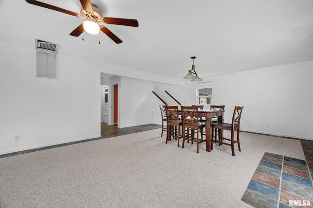 4237 N GATE RIDGE Road, Peoria, IL 61614