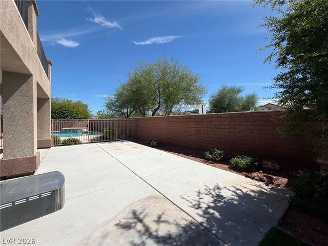 8393 Bella Famiglia Avenue, Las Vegas, NV 89178