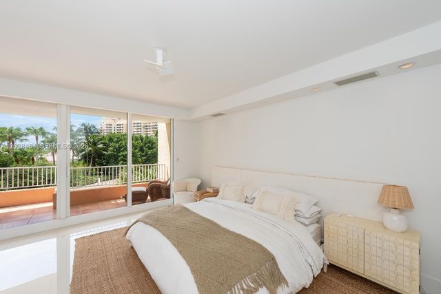 781 Crandon Blvd 405, Key Biscayne, FL 33149