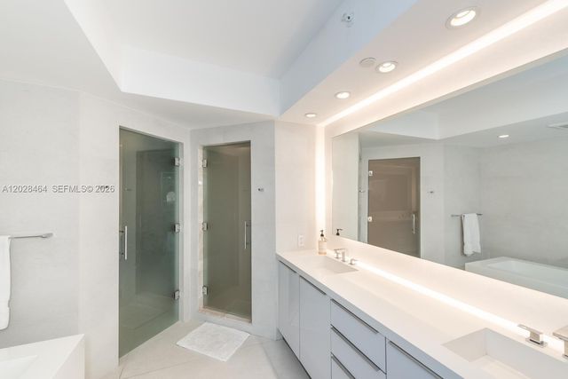 781 Crandon Blvd 405, Key Biscayne, FL 33149