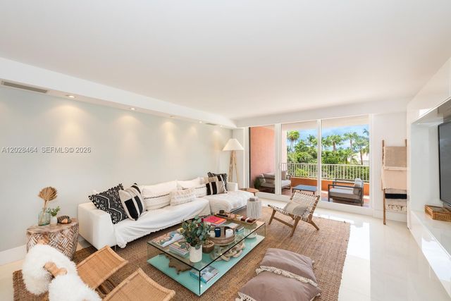 781 Crandon Blvd 405, Key Biscayne, FL 33149
