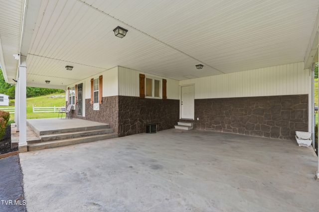 1115 Charity Hill Road, Elizabethton, TN 37643