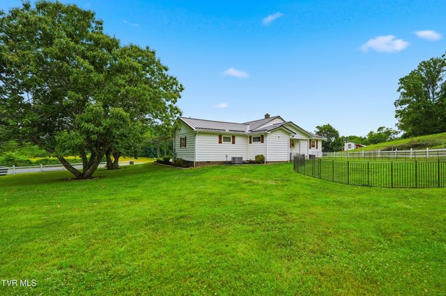 1115 Charity Hill Road, Elizabethton, TN 37643