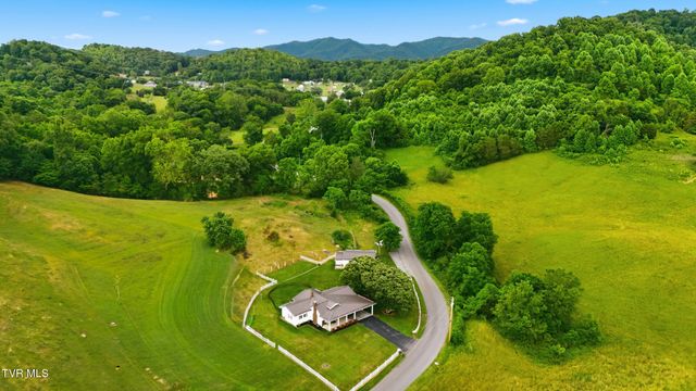 1115 Charity Hill Road, Elizabethton, TN 37643