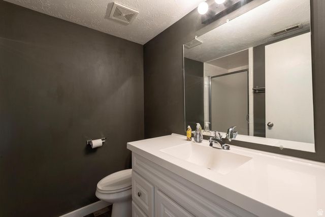 7241 S CALLIE DR, West Jordan, UT 84084