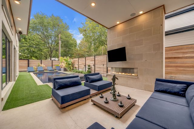 8619 San Fernando Way, Dallas, TX 75218