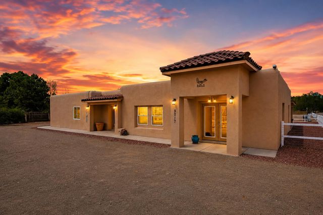 9017 Guadalupe Trail NW, Albuquerque, NM 87114