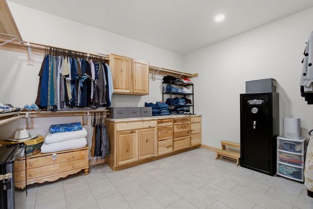 9017 Guadalupe Trail NW, Albuquerque, NM 87114
