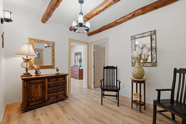 9017 Guadalupe Trail NW, Albuquerque, NM 87114