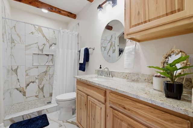 9017 Guadalupe Trail NW, Albuquerque, NM 87114