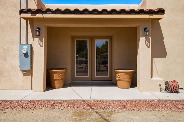 9017 Guadalupe Trail NW, Albuquerque, NM 87114