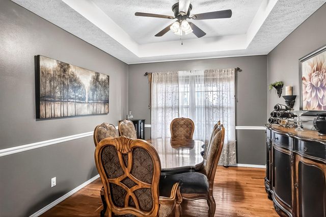 307 N 38th Street, Nixa, MO 65714